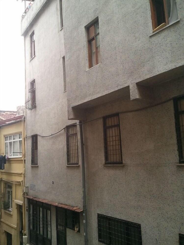 Nelly Guesthouse Estambul Exterior foto