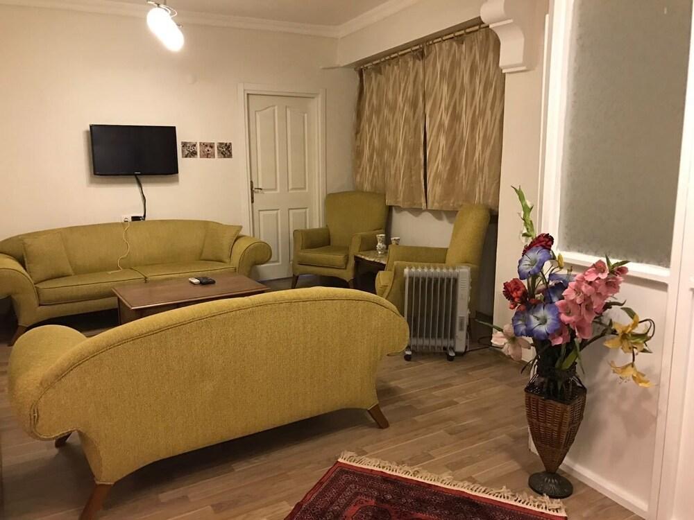 Nelly Guesthouse Estambul Exterior foto